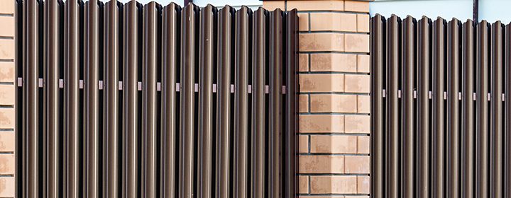 Защита с характером: Почему Завод Металлопрофиль — Вершина Искусства Металлического Штакетника
